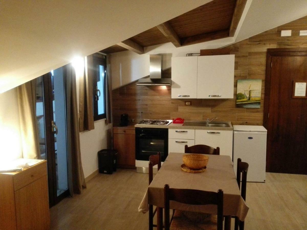 Villa Marysa Studio Apartment Джардини-Наксос Экстерьер фото